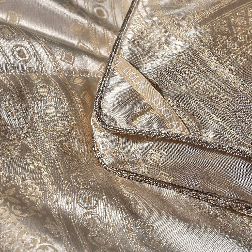 95% Polish White Goose Down Luxury Jacquard Heavy-Weight Quilt